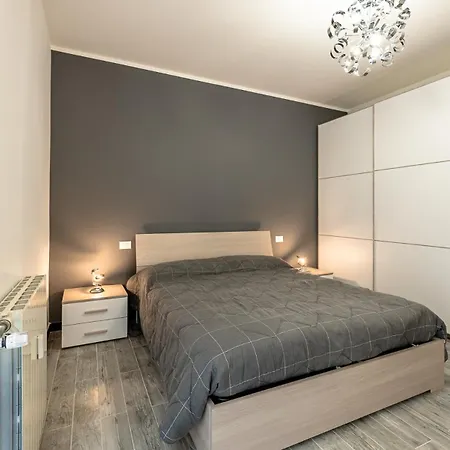 10 Minuti A Piedi Dal Mare, Grande Terrazza Con Ombrellone Apartment Albisola Superiore